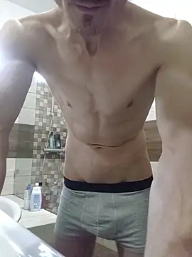 Snapshot of Nakedfanboy chatting on 06.09.26 Nakedfanboy online show from 06.09.26
