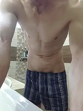 Snapshot of Nakedfanboy chatting on 06.17.26 Nakedfanboy online show from 06.17.26
