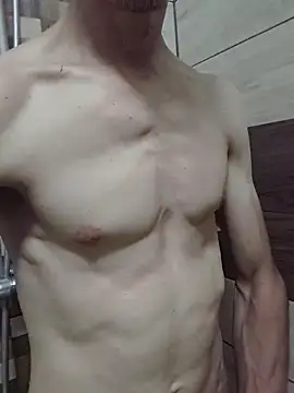 Snapshot of Nakedfanboy chatting on 06.20.26 Nakedfanboy online show from 06.20.26