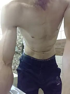 Snapshot of Nakedfanboy chatting on 06.26.26 Nakedfanboy online show from 06.26.26