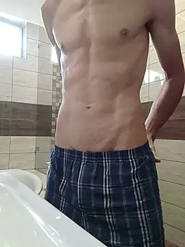 Snapshot of Nakedfanboy chatting on 07.05.26 Nakedfanboy online show from 07.05.26