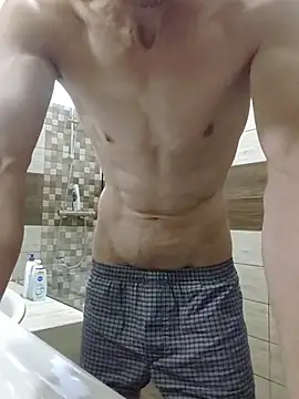 Snapshot of Nakedfanboy chatting on 07.21.26 Nakedfanboy online show from 07.21.26