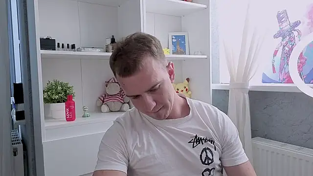 Max Kunn online show from 06.18.26