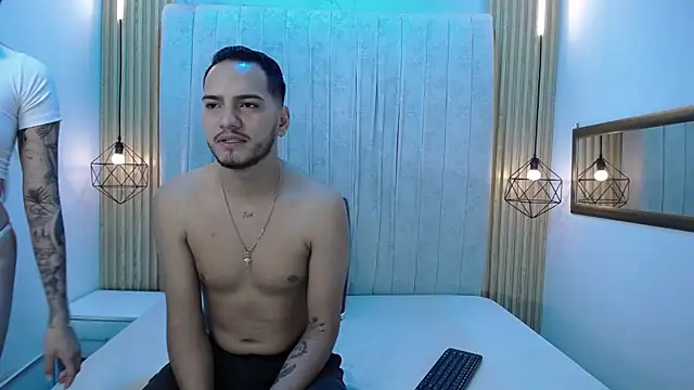 CarolinaySebas online show from 07.08.26