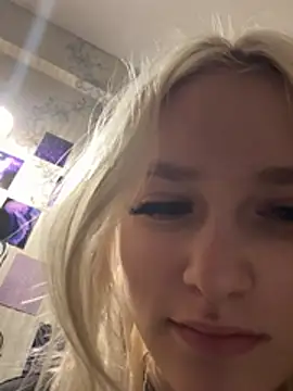 lisacryss3 online show from 05.25.26