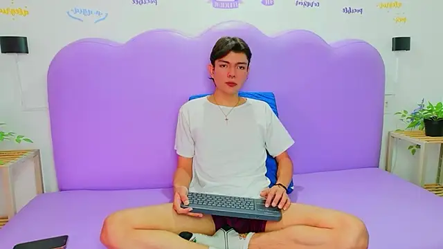 Liamdelrey online show from 07.03.26