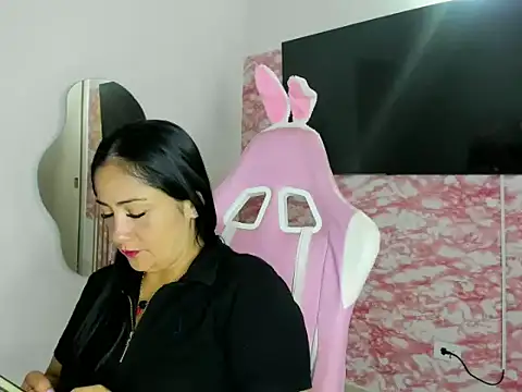 Amira Princesa online show from 05.28.26