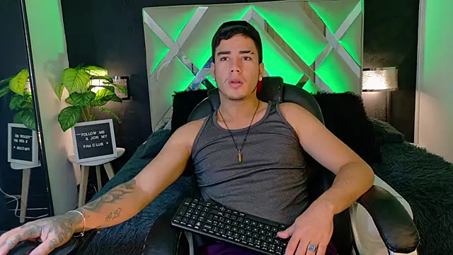 Alex-Rodriguezz online show from 06.12.26