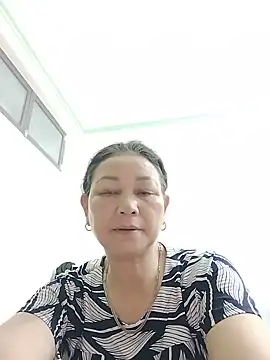 Snapshot of Orio-baby chatting on 06.22.26 Orio-baby online show from 06.22.26