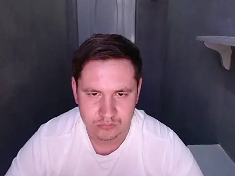 Snapshot of Max_Marlyn chatting on 06.07.26 Max Marlyn online show from 06.07.26