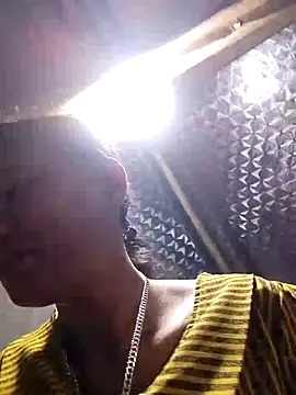 Snapshot of AraNice chatting on 05.26.26 AraNice online show from 05.26.26