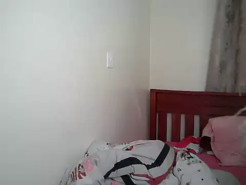 Snapshot of wendy_shancy chatting on 06.19.26 wendy shancy online show from 06.19.26
