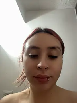 Snapshot of Sophia_LuxxX chatting on 06.29.26 Sophia LuxxX online show from 06.29.26