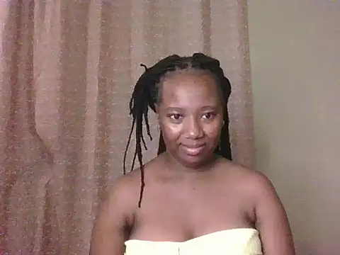 Snapshot of KESH_1 chatting on 06.17.26 KESH 1 online show from 06.17.26
