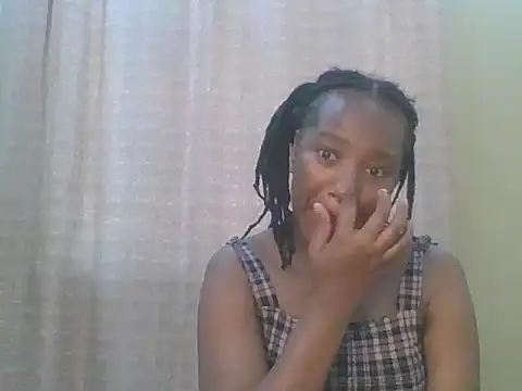 Snapshot of KESH_1 chatting on 06.19.26 KESH 1 online show from 06.19.26