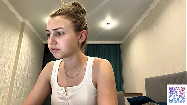 Snapshot of CameTruce chatting on 07.02.26 CameTruce online show from 07.02.26