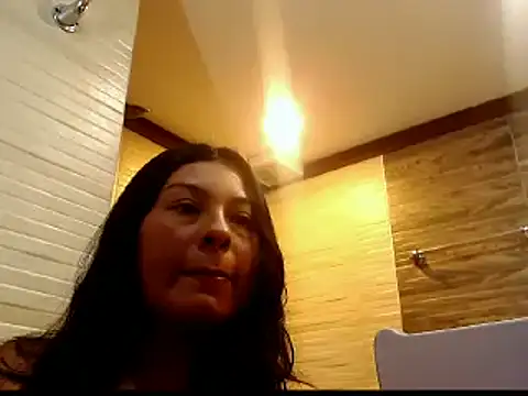 Snapshot of Emily_Manzzur chatting on 05.28.26 Emily Manzzur online show from 05.28.26