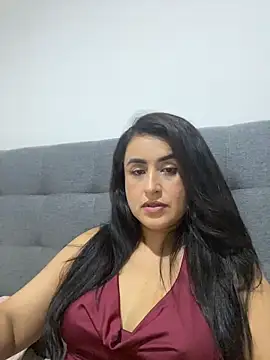 MADAMELUNAXXX online show from 06.13.26