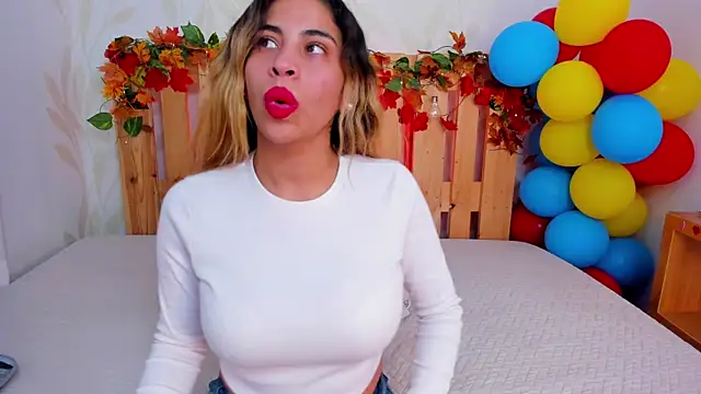 Snapshot of dayana_precious chatting on 07.16.26 dayana precious online show from 07.16.26