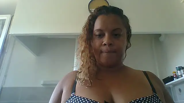 DOMINATRICESANDRA online show from 06.27.26