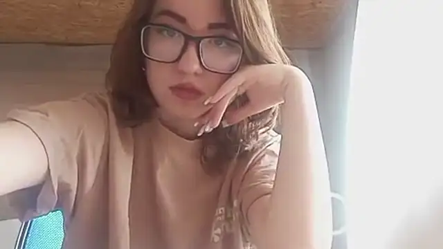 OliviaMoment online show from 06.14.26