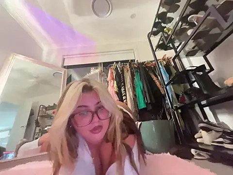 luckygigi online show from 05.31.26