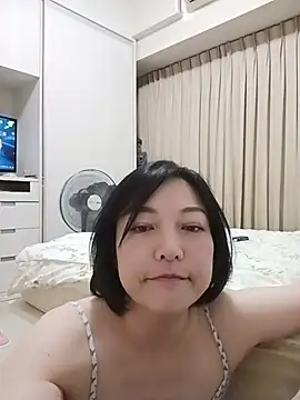 Snapshot of becca201 chatting on 07.28.26 becca201 online show from 07.28.26
