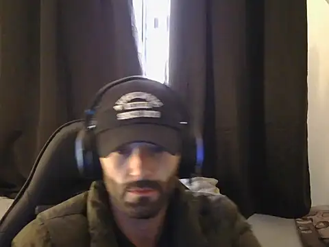 Snapshot of Aaron_hyuga chatting on 06.19.26 Aaron hyuga online show from 06.19.26