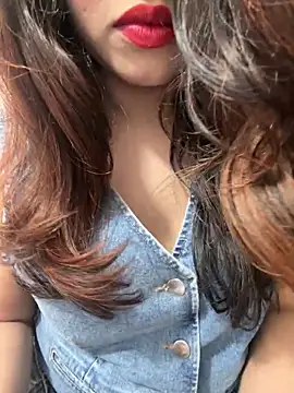 Snapshot of Yours_riya11 chatting on 06.11.26 Yours riya11 online show from 06.11.26