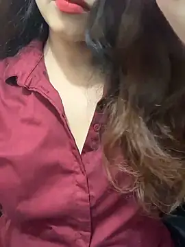 Snapshot of Yours_riya11 chatting on 06.16.26 Yours riya11 online show from 06.16.26