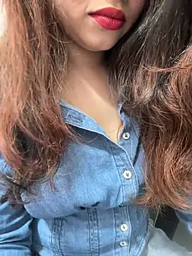 Snapshot of Yours_riya11 chatting on 06.19.26 Yours riya11 online show from 06.19.26