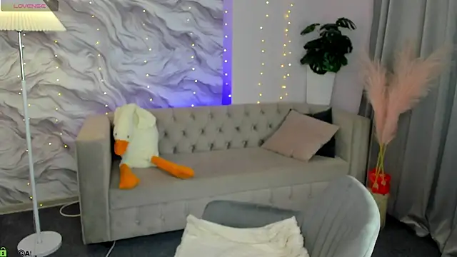 Kylie-Voss online show from 07.09.26
