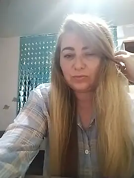 Snapshot of AngelWhite008 chatting on 07.14.26 AngelWhite008 online show from 07.14.26