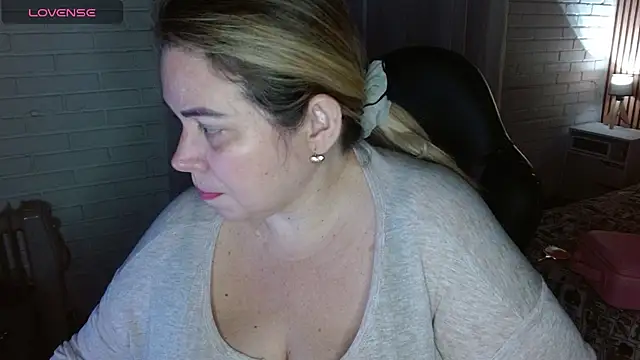 Bella Savati 1 online show from 05.31.26