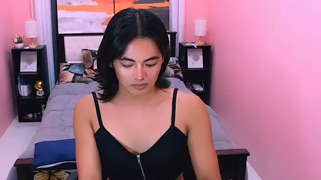 Snapshot of MiamoreAmara69 chatting on 06.20.26 MiamoreAmara69 online show from 06.20.26