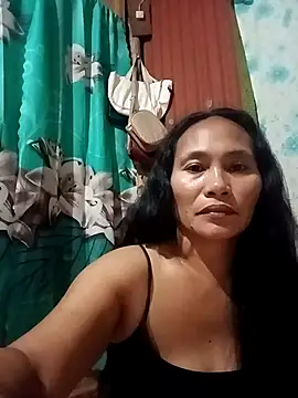 Snapshot of Queenslay chatting on 07.11.26 Queenslay online show from 07.11.26