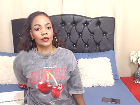 NicoleChanell04 online show from 06.07.26