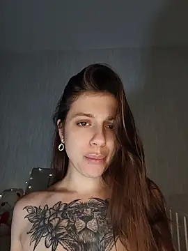 Snapshot of Eileenmurrr chatting on 06.19.26 Eileenmurrr online show from 06.19.26