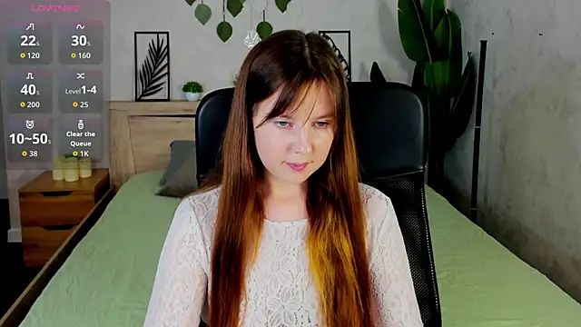 Snapshot of Violeta_Paul chatting on 06.27.26 Violeta Paul online show from 06.27.26