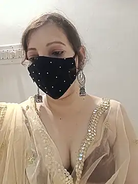Lovely-Manisha143 online show from 06.23.26