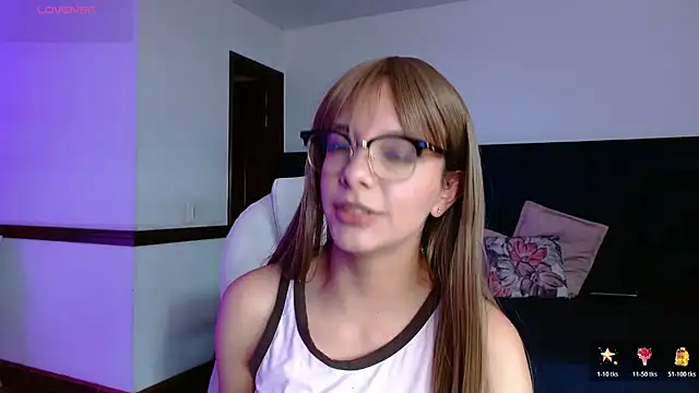 Peytongh  online show from 06.13.26