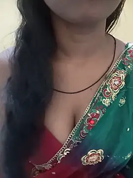 Snapshot of Sexy-Zeenat chatting on 06.15.26 Sexy-Zeenat online show from 06.15.26