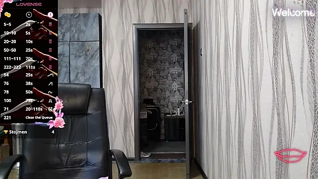 Yevgeshka-Milashka online show from 10.28.25