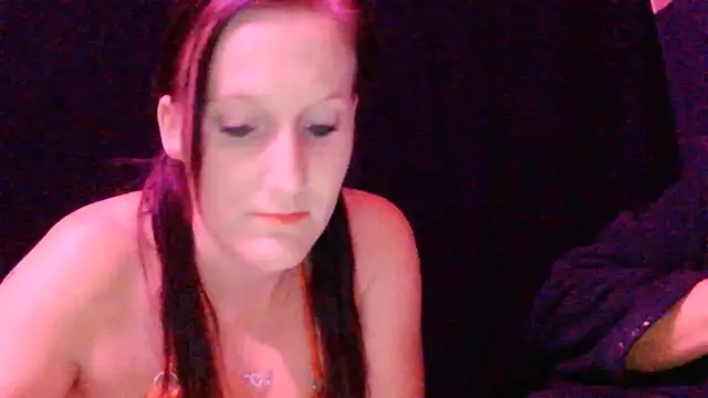 Snapshot of darkseduction93 chatting on 07.12.26 darkseduction93 online show from 07.12.26