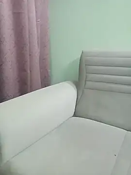 Yours Stepmom online show from 07.19.26