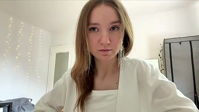 smalllisa online show from 06.06.26