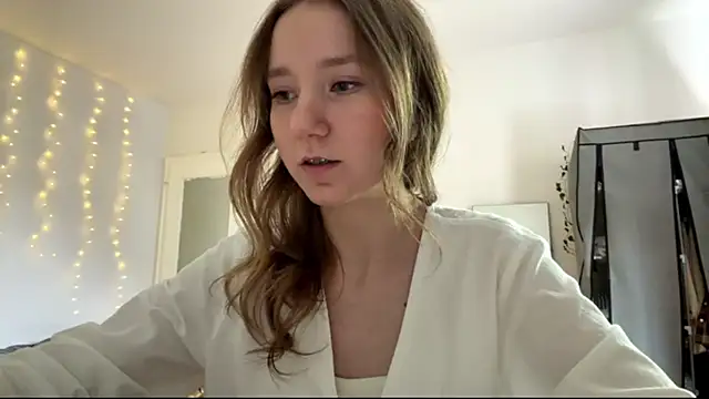 smalllisa online show from 06.13.26