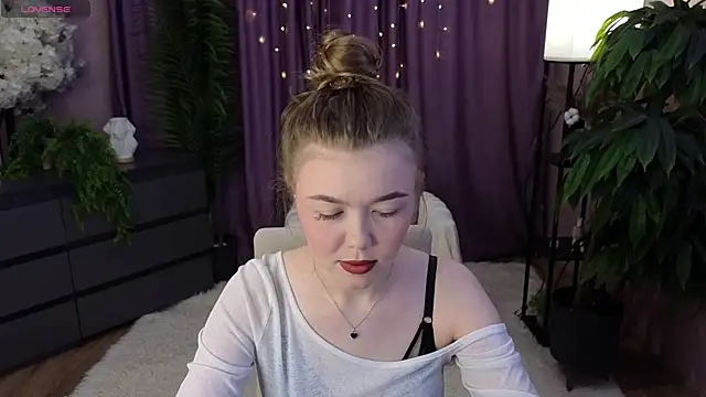 Lina deels online show from 06.25.26