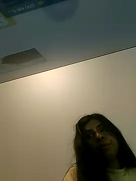 Snapshot of DanniValencia chatting on 06.27.26 DanniValencia online show from 06.27.26