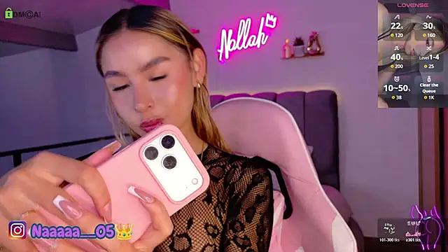 Snapshot of Nallah__ chatting on 06.11.26 Nallah online show from 06.11.26